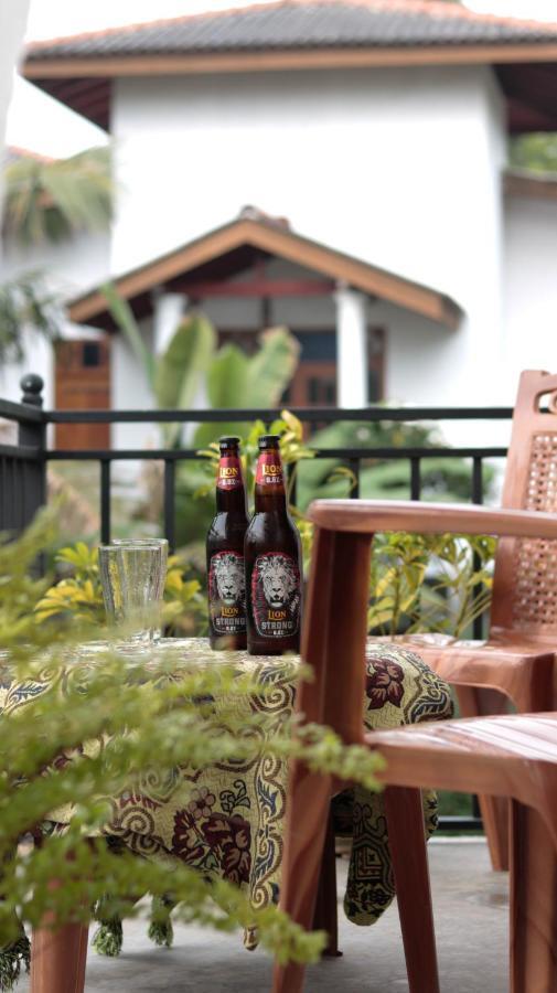 Masith Guest House Unawatuna Zewnętrze zdjęcie